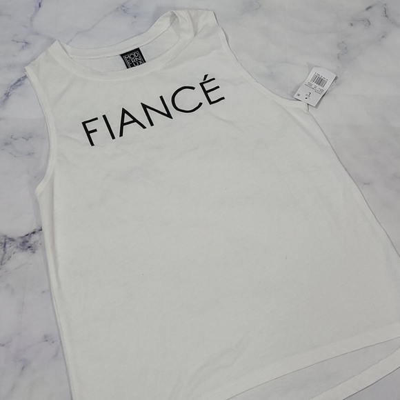 Modern Lux Fiancé Tank - Picture 6 of 8